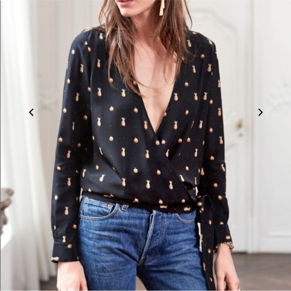 Sézane Blouse Ella Pineapple - Elegant Black Wrap Top with Gold Accents